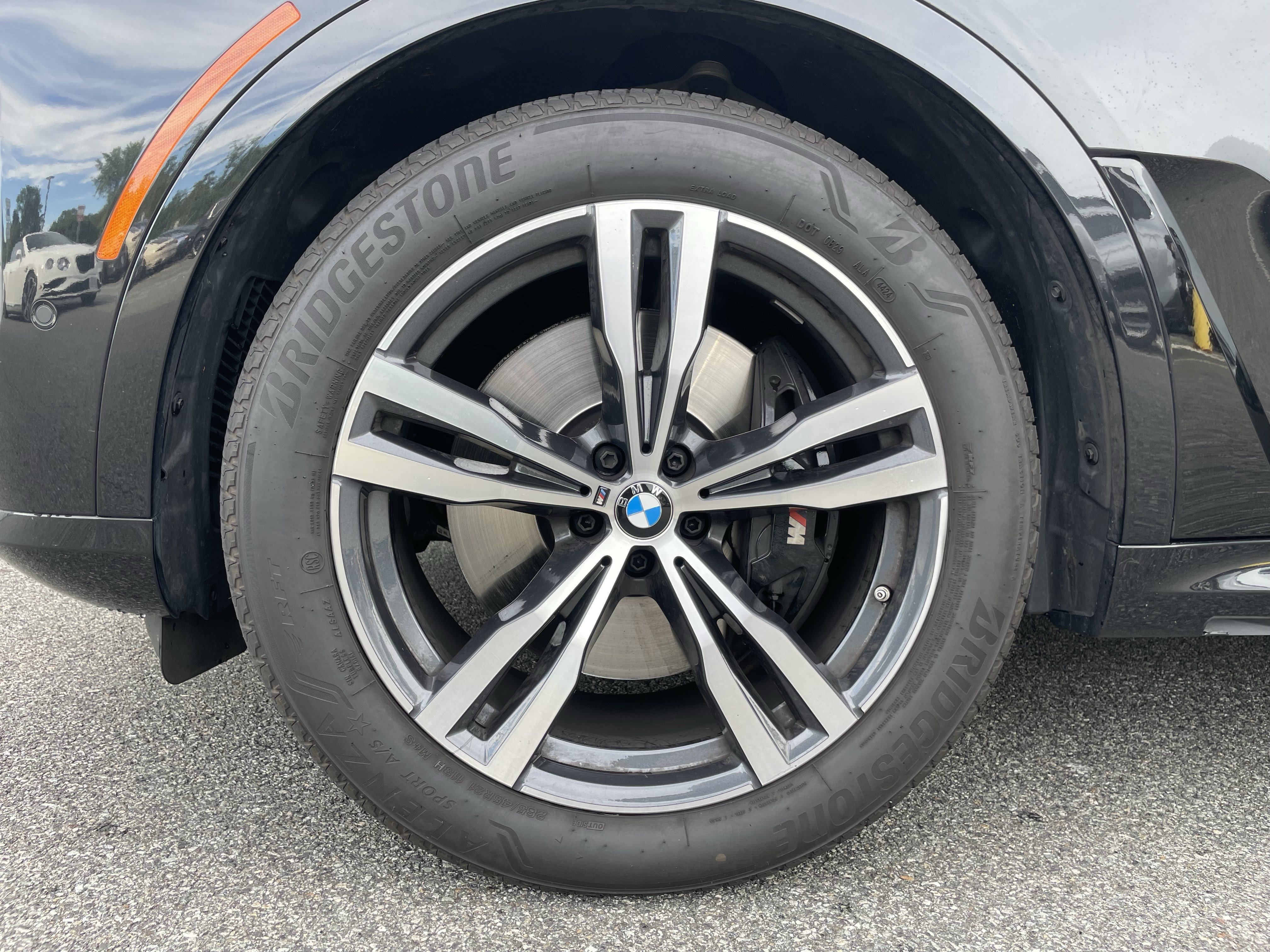 Used 2024 BMW X7 M60i w/ Executive Package AWD/4WD image 9