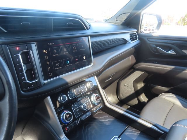 Used 2024 GMC Yukon XL Denali w/ Advanced Technology Package AWD/4WD image 41