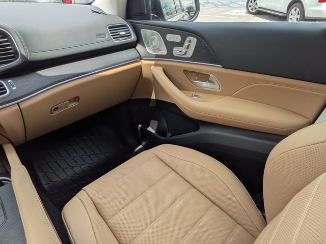 New 2026 Mercedes-Benz GLS 450 4MATIC image 22