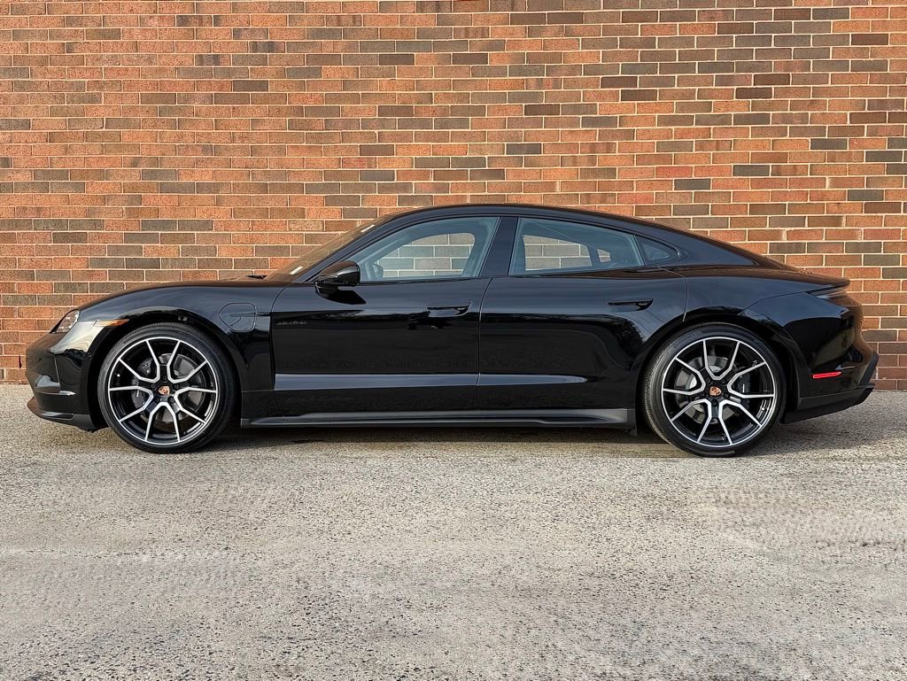 New 2026 Porsche Taycan image 2