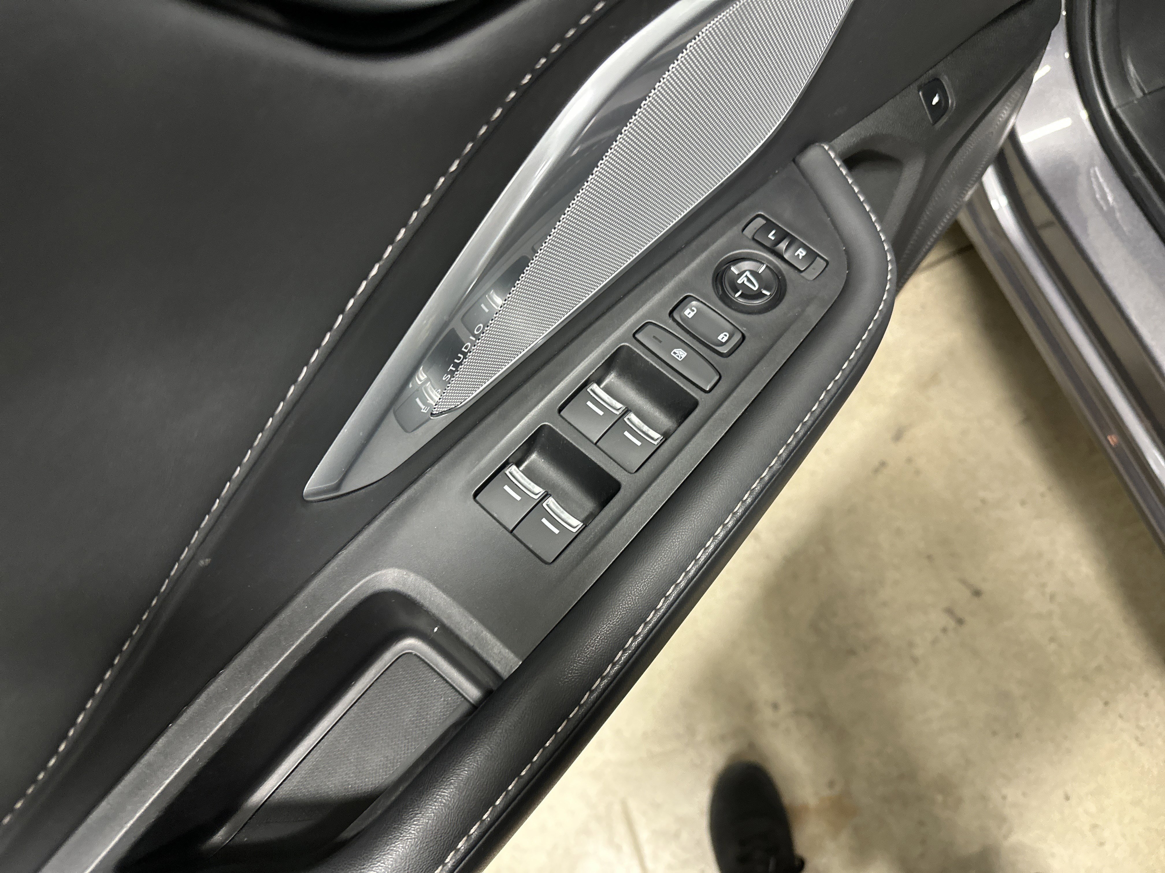 Used 2021 Acura RDX AWD w/ Technology Package image 16