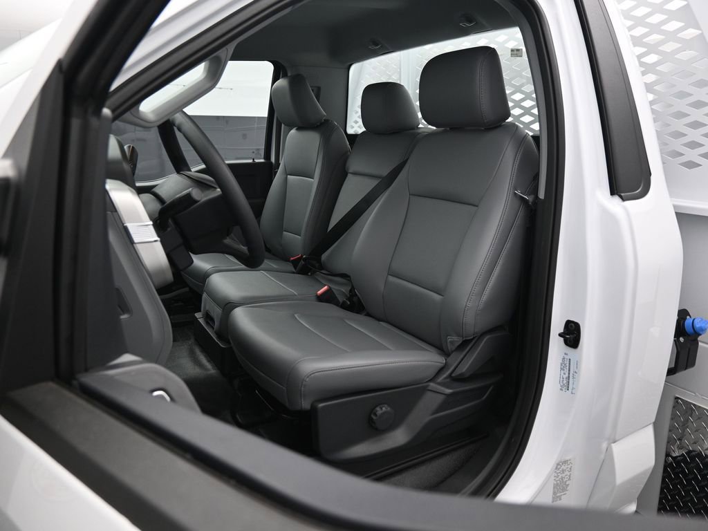 New 2025 Ford F450 XL w/ XL Chrome Package image 8