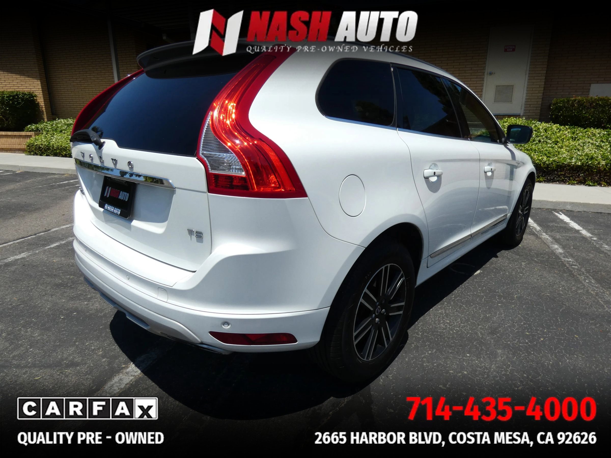 Used 2017 Volvo XC60 T5 Dynamic w/ Preferred Option Package FWD image 8