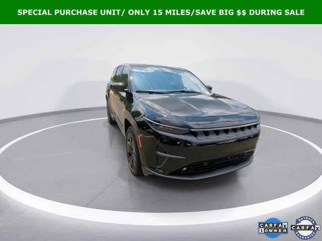 Used 2025 Jeep Wagoneer S Launch Edition image 6