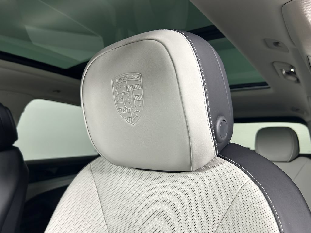 New 2026 Porsche Cayenne AWD/4WD image 16