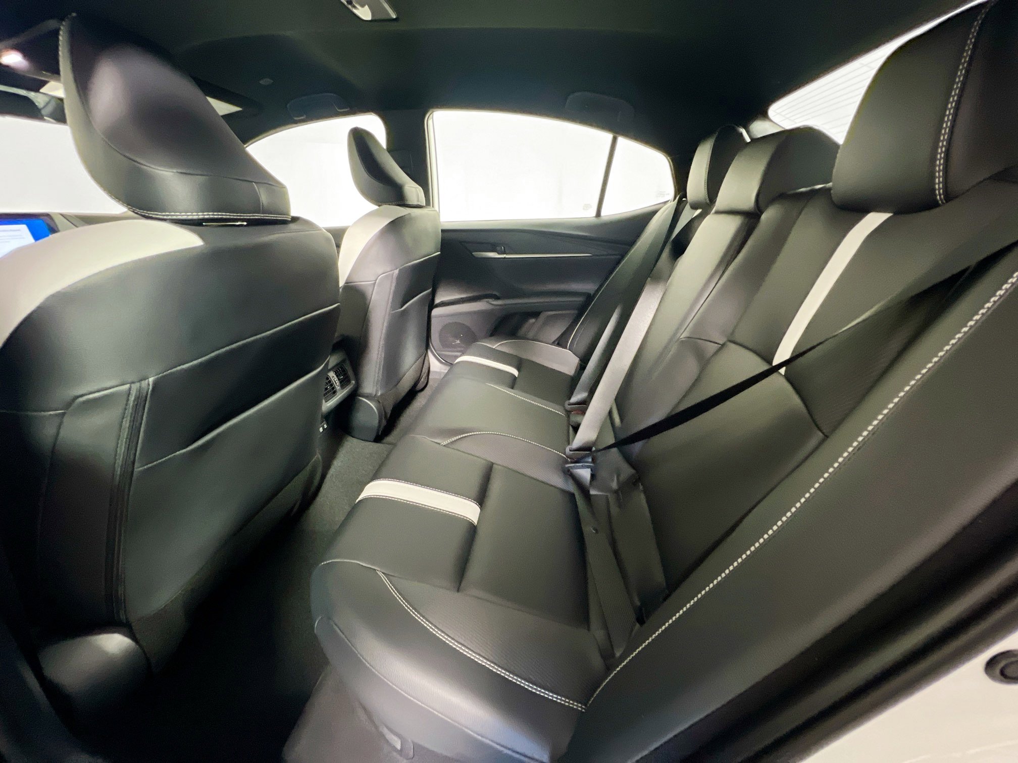 New 2026 Toyota Camry SE FWD image 29