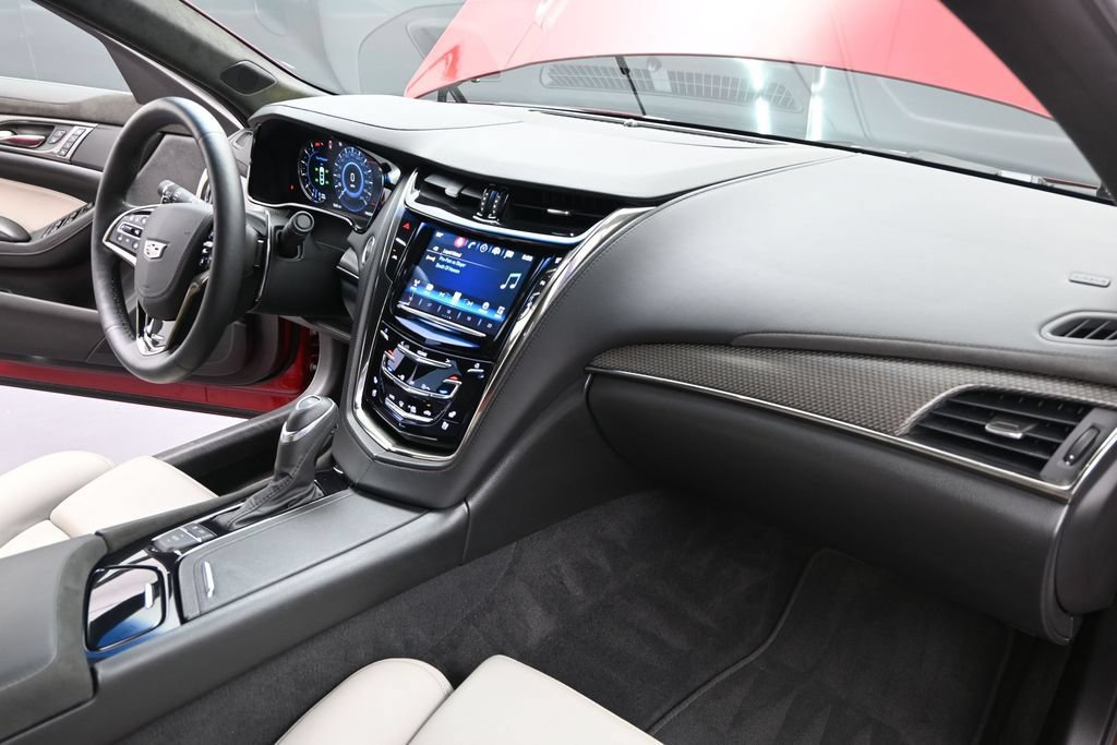 Used 2016 Cadillac CTS V w/ Luxury Package RWD image 31