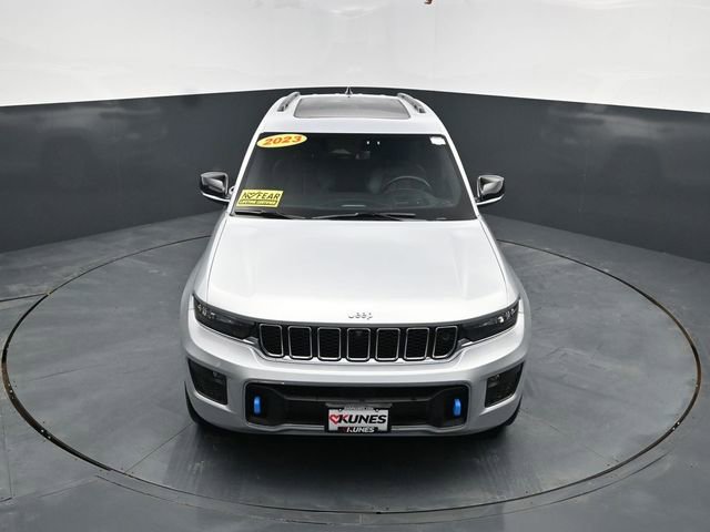 Used 2023 Jeep Grand Cherokee Overland w/ Advanced Protech Group III image 44