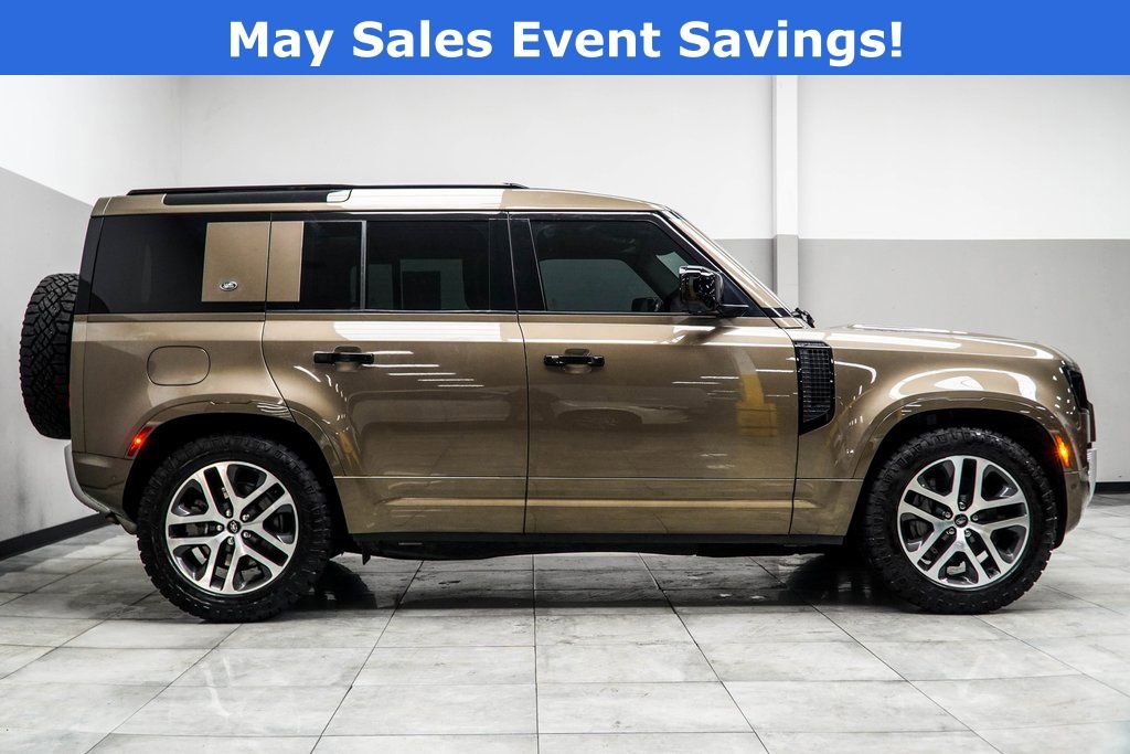 Used 2022 Land Rover Defender 110 XS Edition AWD/4WD image 6