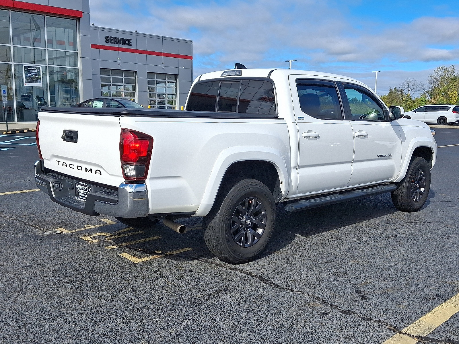 Used 2023 Toyota Tacoma SR5 image 6