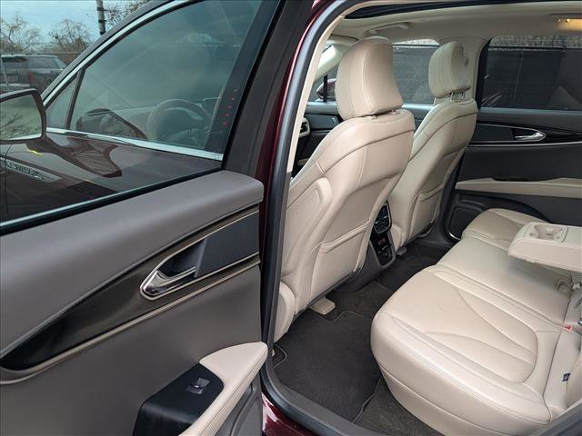 Certified 2022 Lincoln Nautilus Reserve image 24