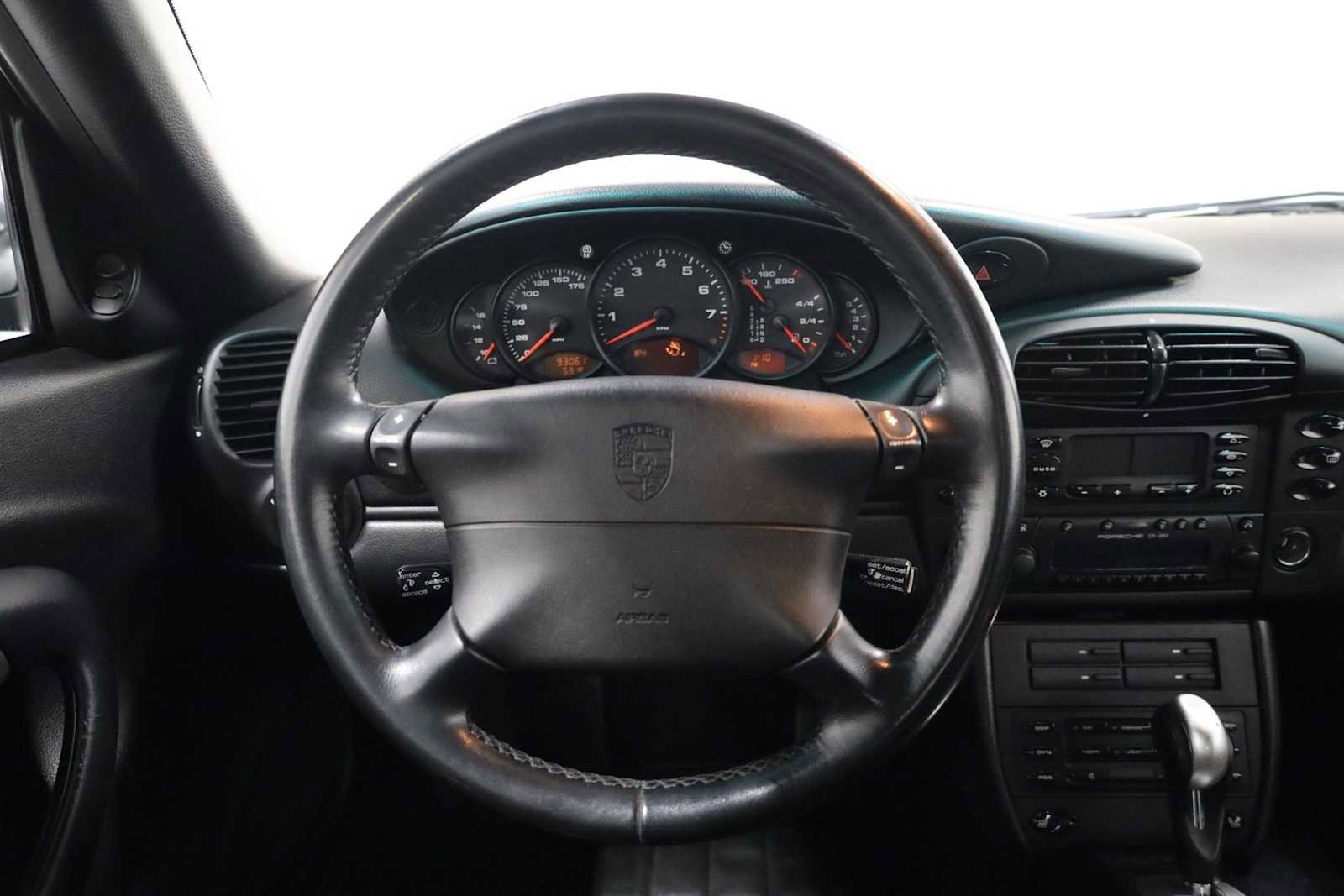 Used 2001 Porsche 911 Carrera RWD image 23