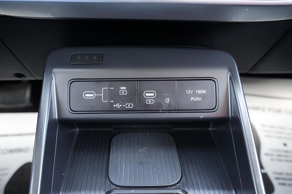 Certified 2024 Hyundai Kona Limited AWD/4WD image 33
