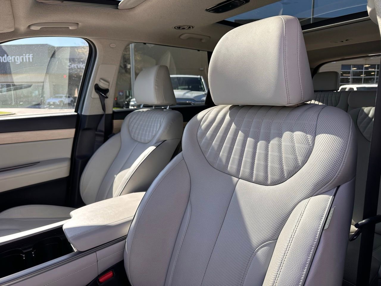 Used 2025 Hyundai Palisade Limited image 23