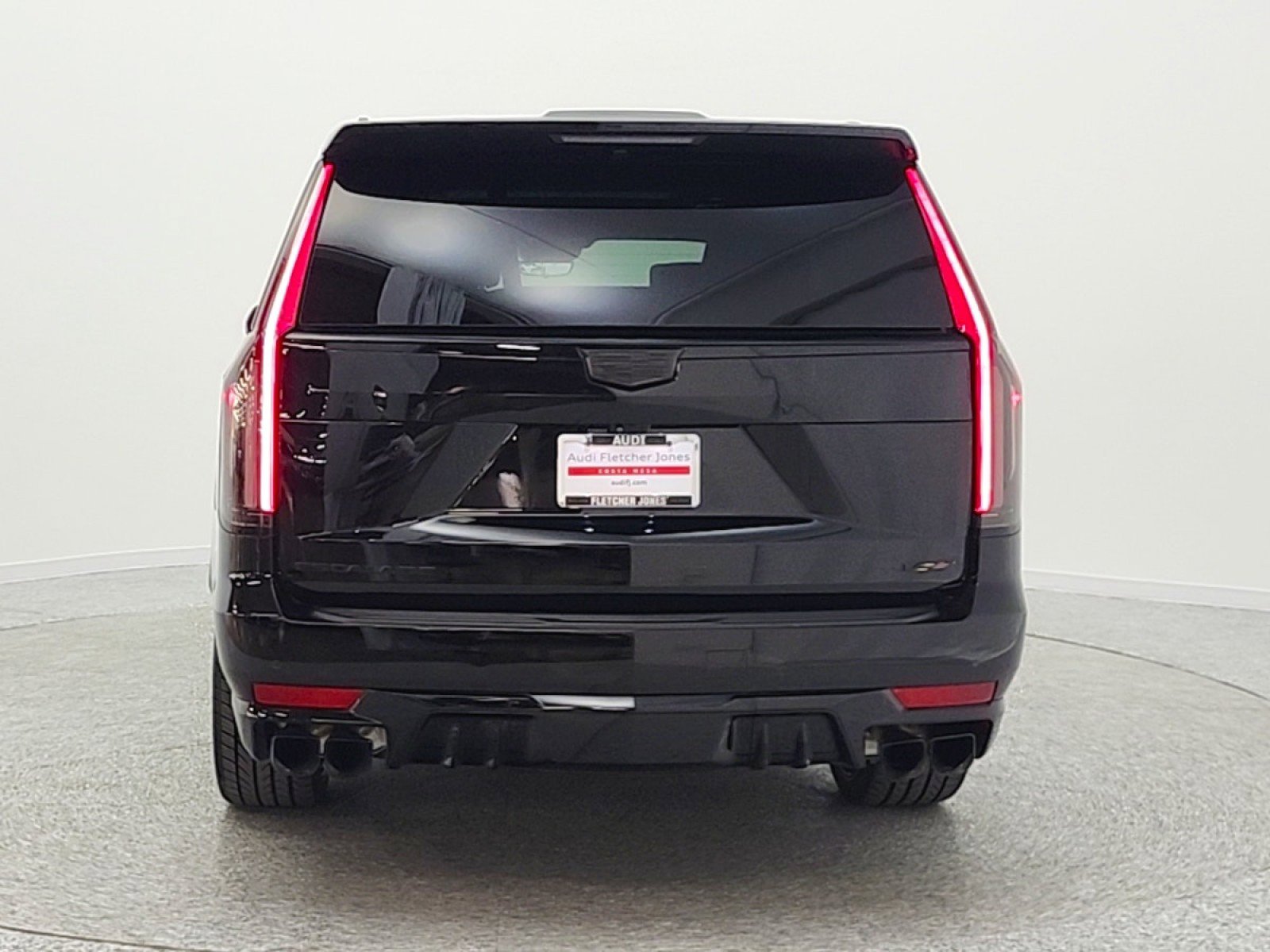 Used 2023 Cadillac Escalade V image 6