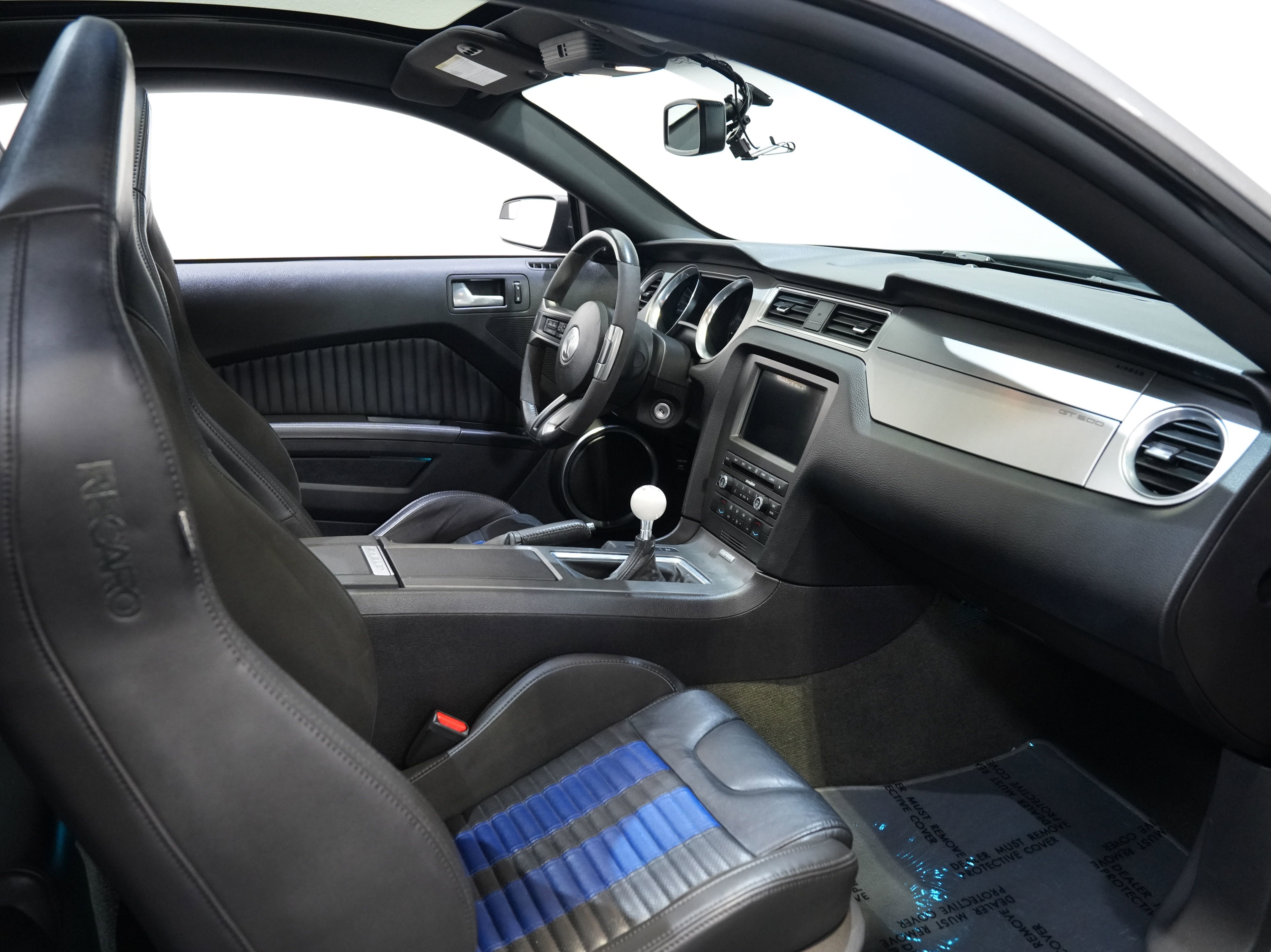 Used 2014 Ford Mustang Shelby GT500 w/ Equipment Group 821A RWD image 31