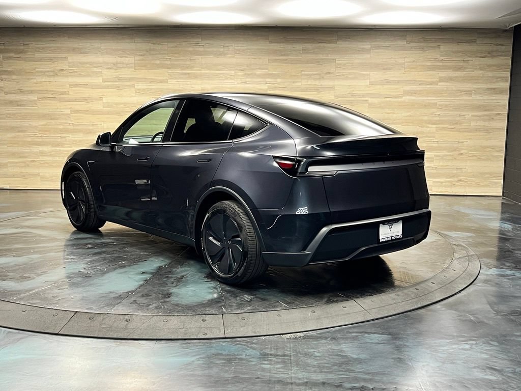 Used 2026 Tesla Model Y 2WD image 13