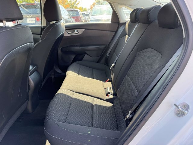 Used 2020 Kia Forte LXS FWD image 10