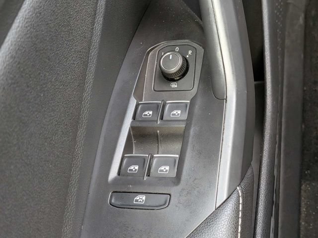 Certified 2025 Volkswagen Jetta Sport FWD image 24