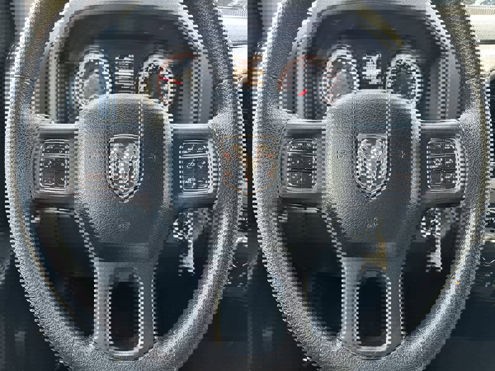 Used 2015 RAM 1500 Express image 12