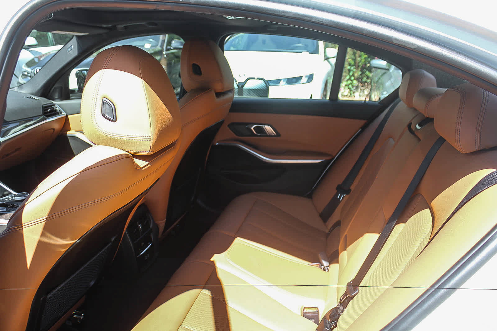 Used 2023 BMW 330i Sedan w/ Premium Package RWD image 17