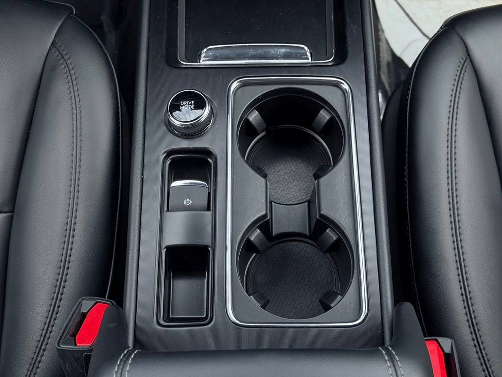 Used 2026 Lincoln Corsair Premiere AWD/4WD image 35