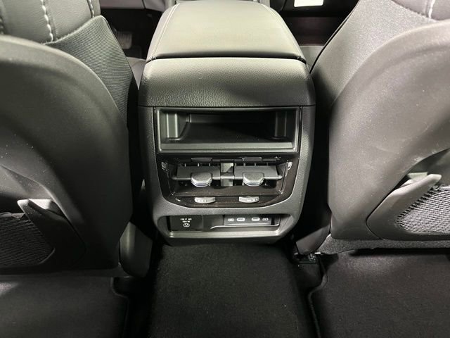 Used 2026 Jeep Grand Cherokee Altitude image 41