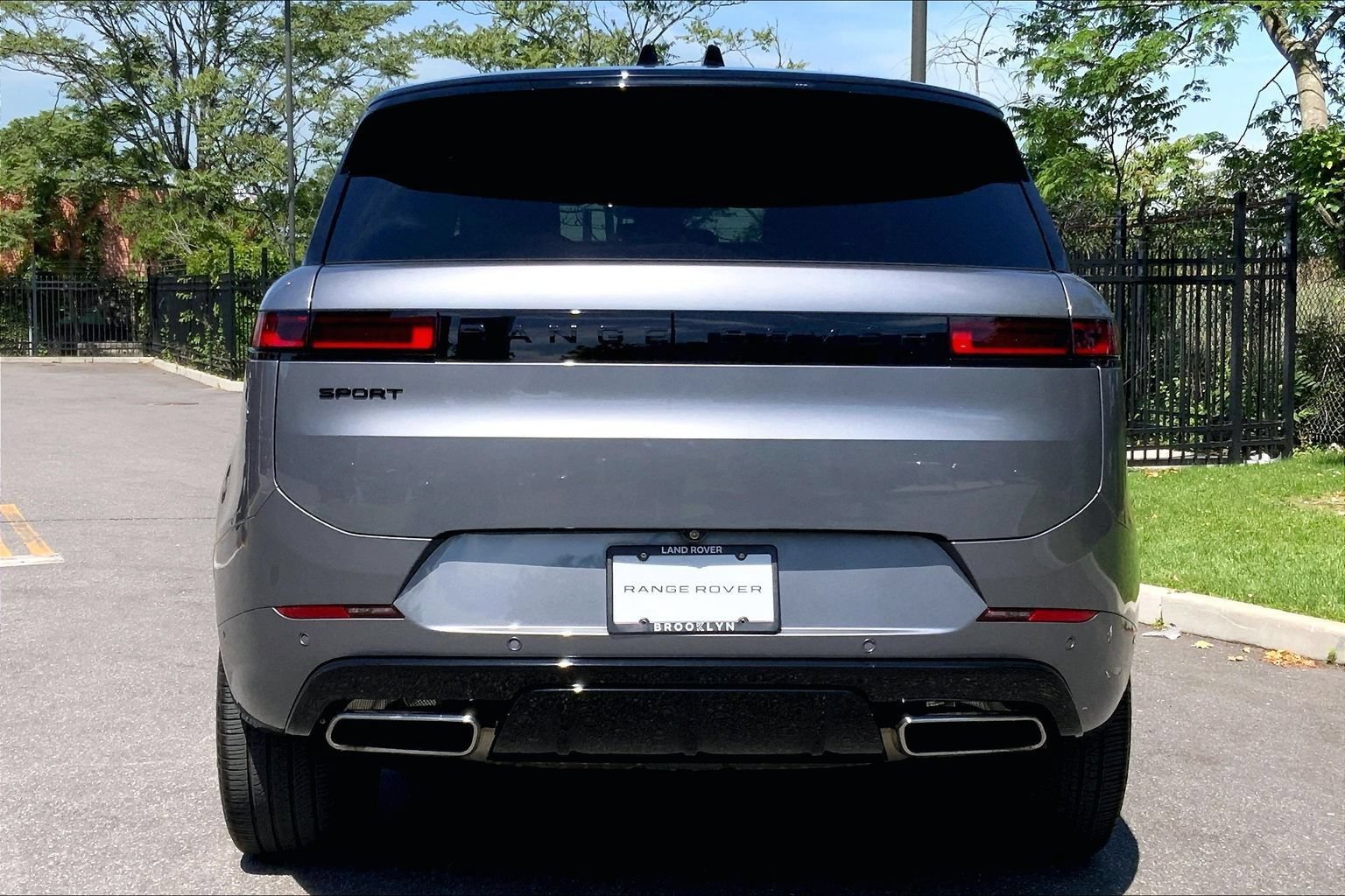 Certified 2024 Land Rover Range Rover Sport Dynamic SE AWD/4WD image 4