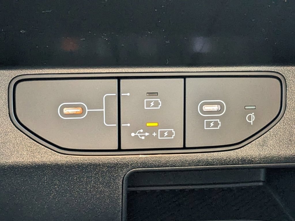 Used 2025 Kia Sorento EX w/ Panoramic Sunroof Package FWD image 21
