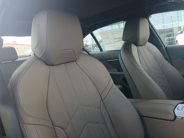 New 2027 BMW 540i xDrive w/ M Sport Package AWD/4WD image 18