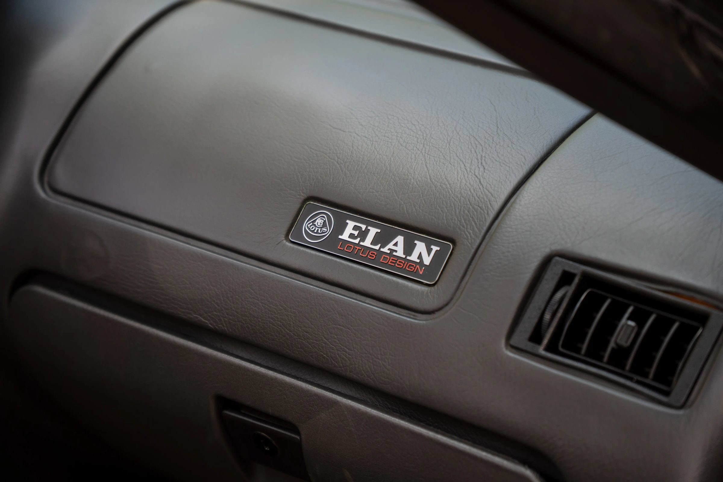 Used 1991 Lotus Elan SE FWD image 22