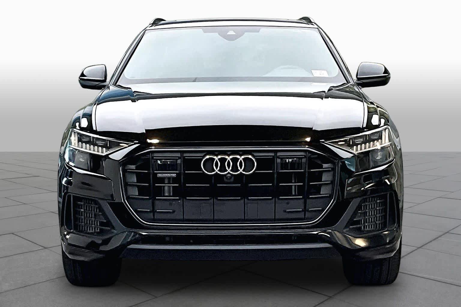 Used 2023 Audi Q8 Premium w/ Convenience Package AWD/4WD image 4