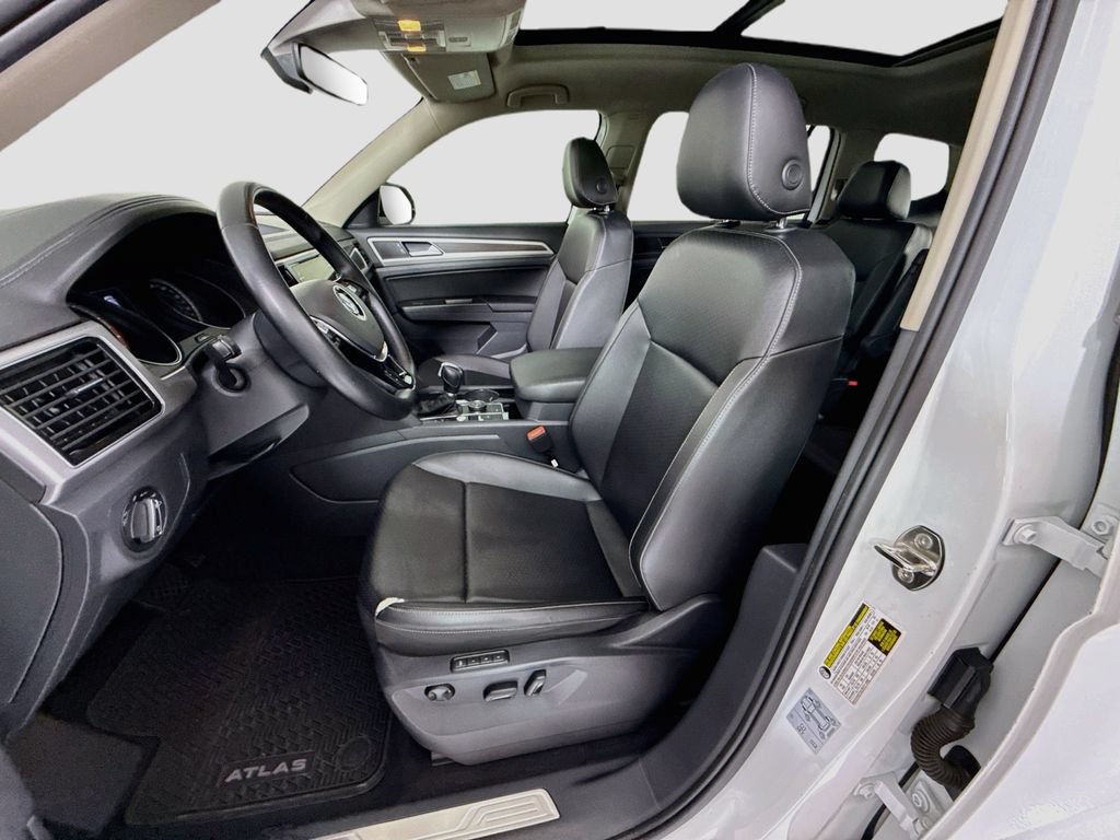 Used 2018 Volkswagen Atlas SEL AWD/4WD image 19