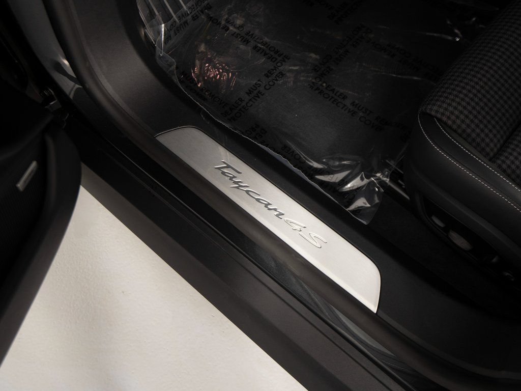 New 2026 Porsche Taycan 4S AWD/4WD image 16