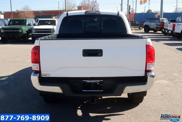 Used 2017 Toyota Tacoma SR5 image 6