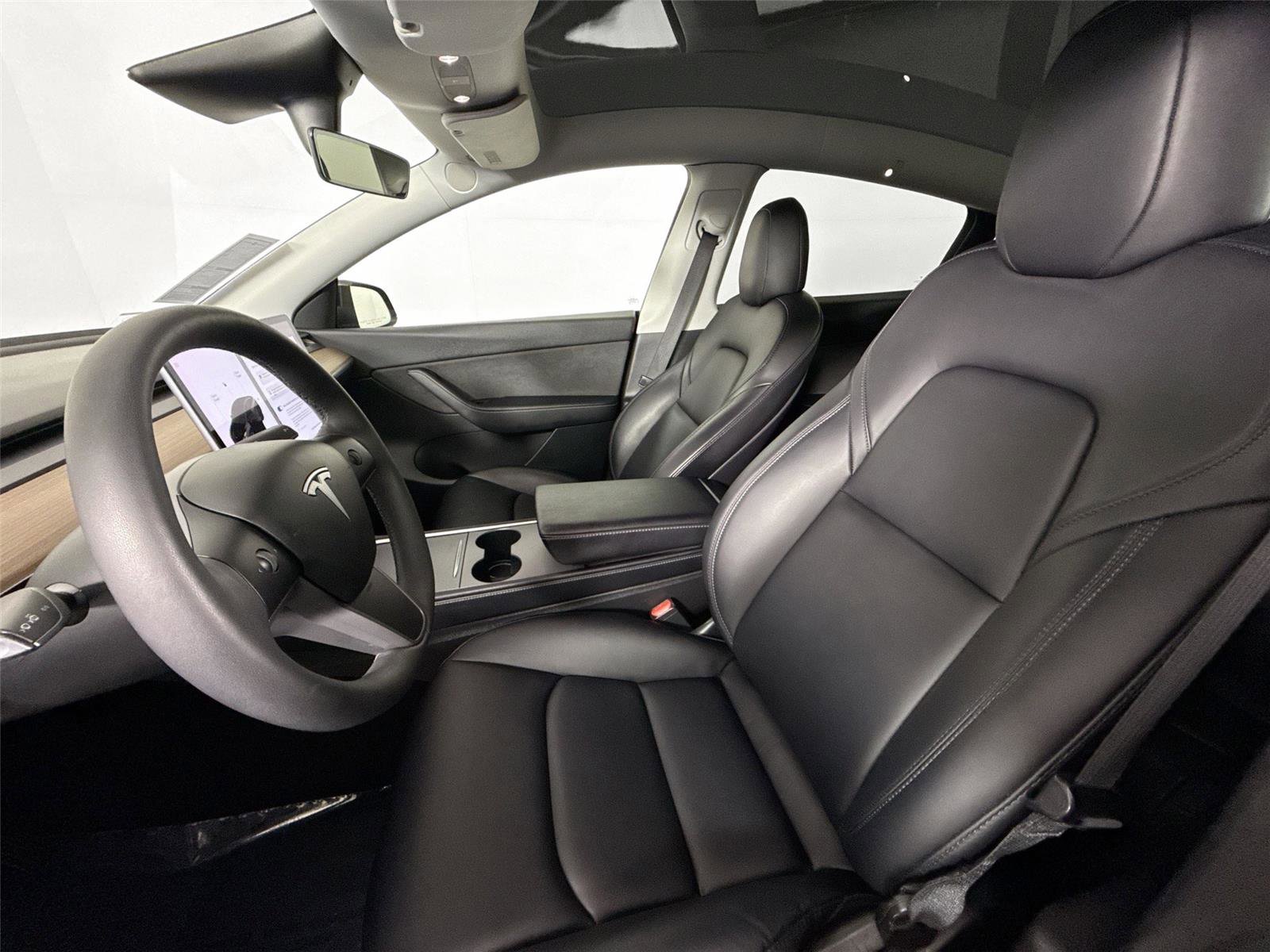 Used 2021 Tesla Model Y Long Range image 3