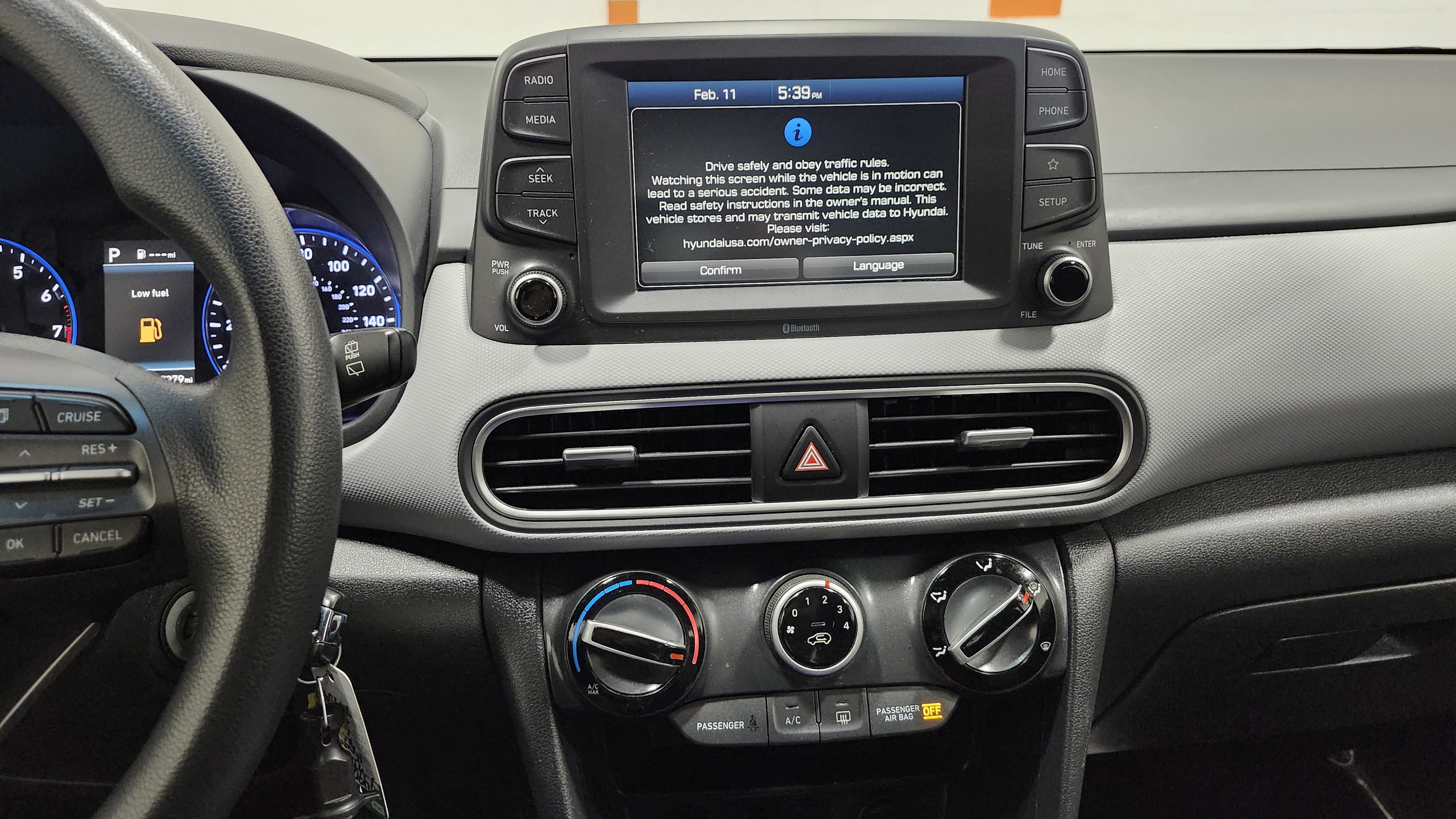 Used 2021 Hyundai Kona SE image 26