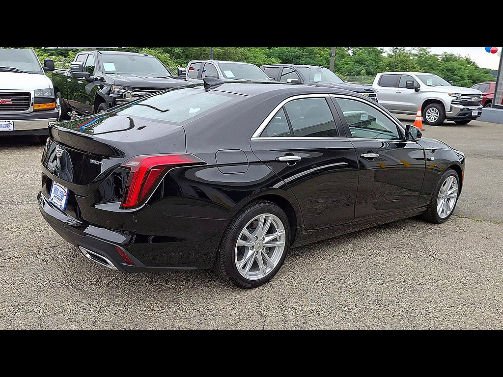 Certified 2024 Cadillac CT4 Luxury RWD image 8