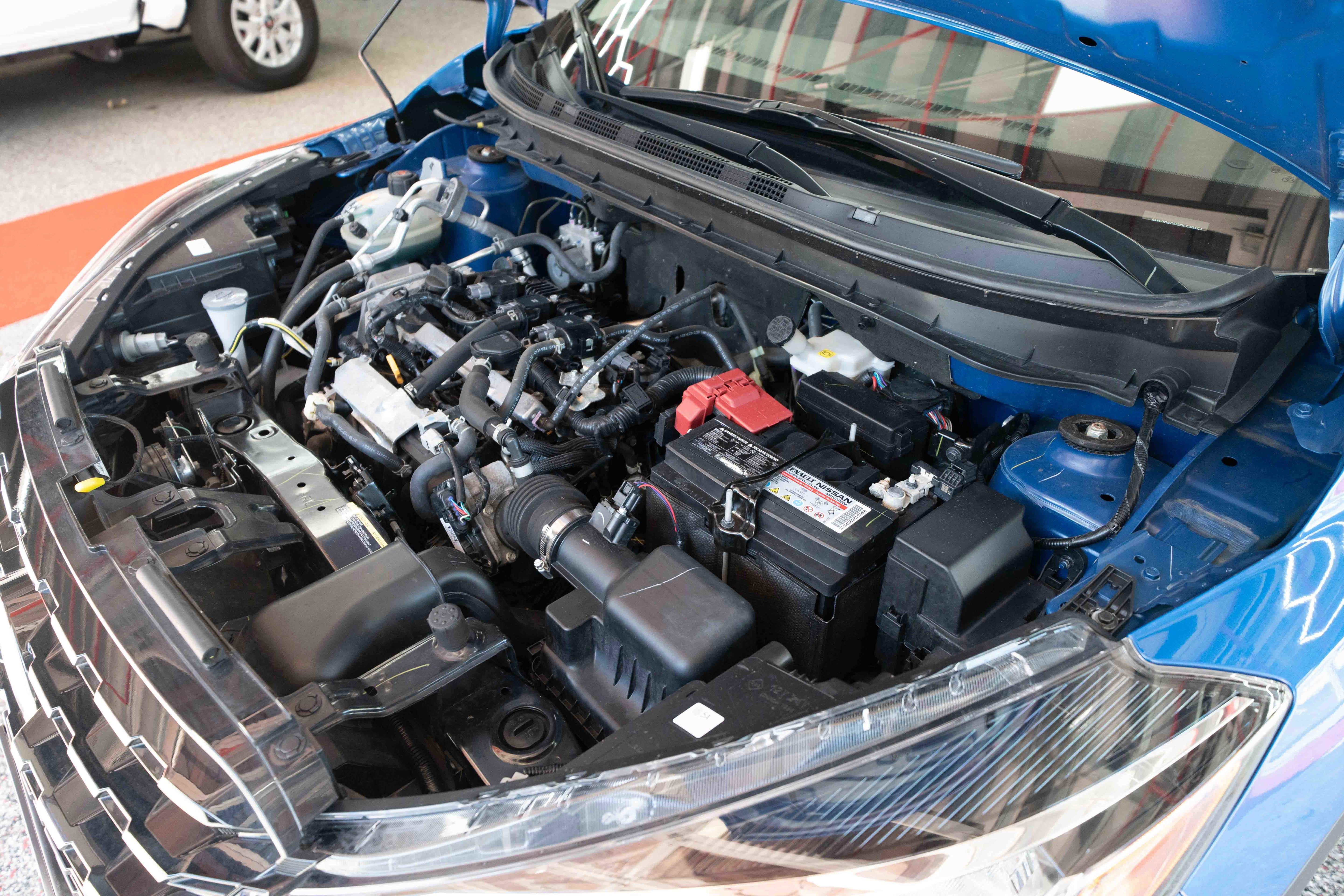 Used 2024 Nissan Kicks SV image 31