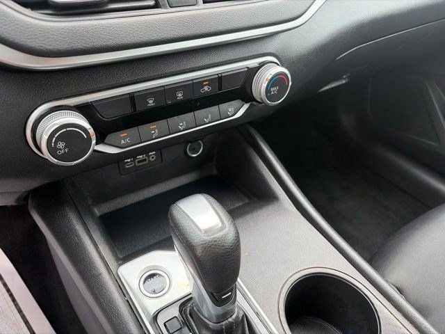Used 2019 Nissan Altima 2.5 S AWD/4WD image 23