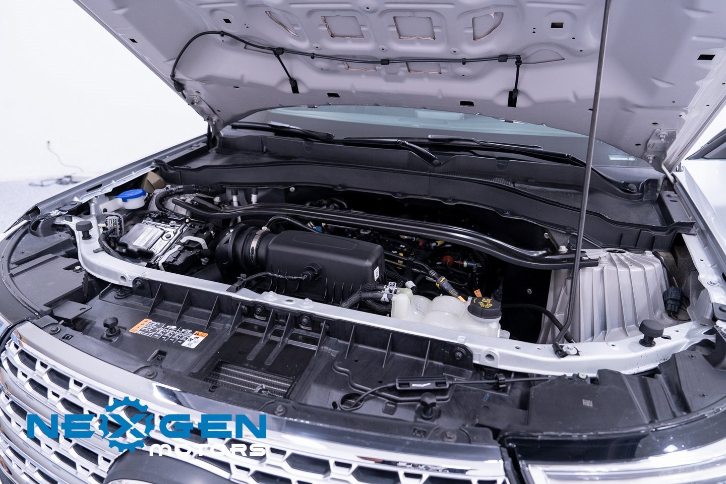 Used 2023 Ford Explorer Limited image 56