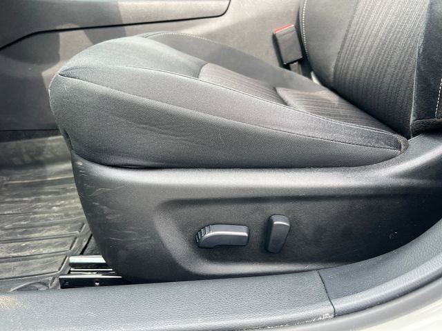 Used 2025 Nissan Altima 2.5 SV FWD image 9