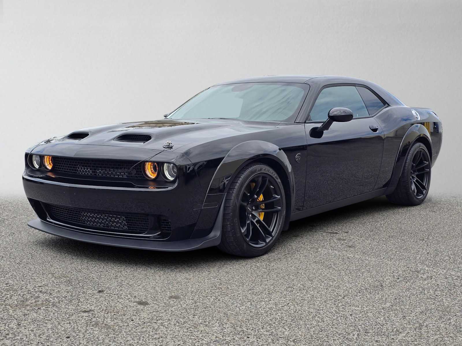 Used 2022 Dodge Challenger SRT Hellcat RWD image 7