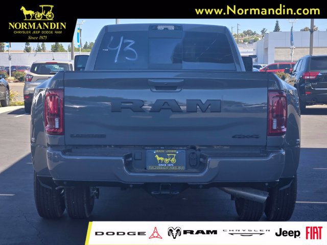 New 2026 RAM 3500 Laramie AWD/4WD image 5