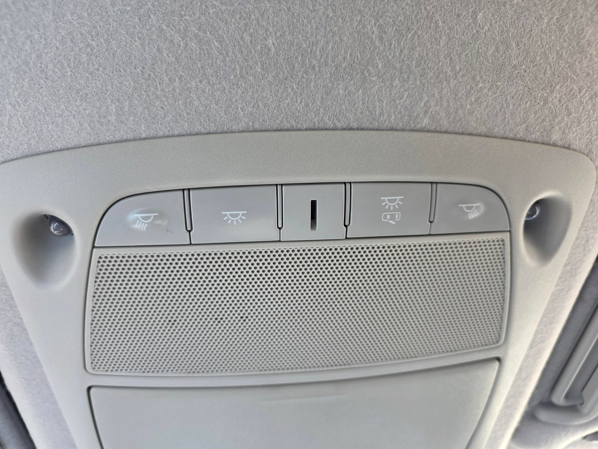 Used 2017 Nissan Leaf S w/ Charge Package FWD image 17