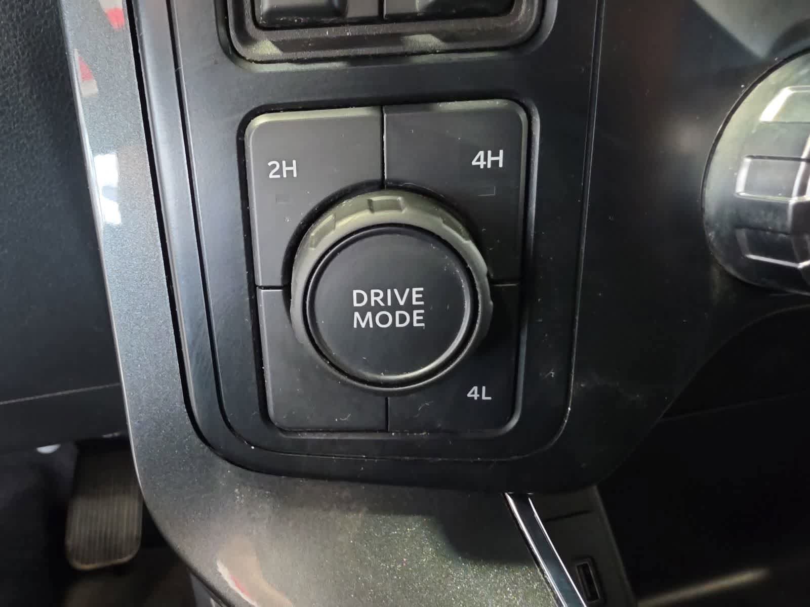 Used 2023 Ford F150 XLT w/ Equipment Group 302A High AWD/4WD image 25