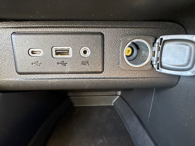 Used 2021 Buick Encore GX Select w/ Sport Touring Package image 36