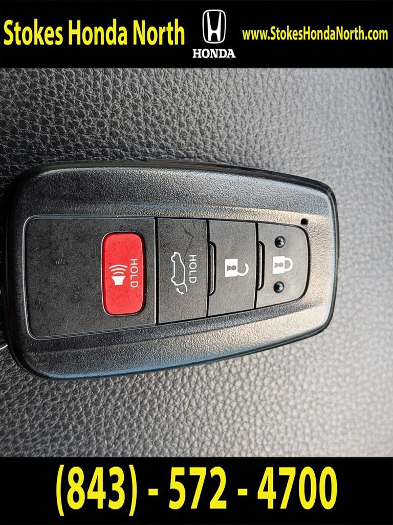 Used 2023 Toyota RAV4 XLE w/ Convenience Package FWD image 34