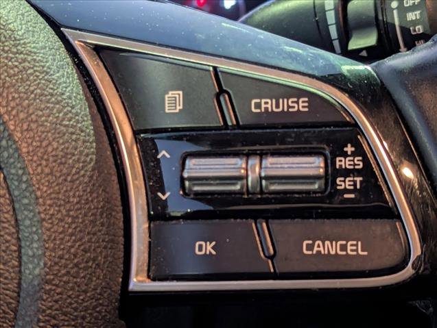 Used 2019 Kia Optima S image 9