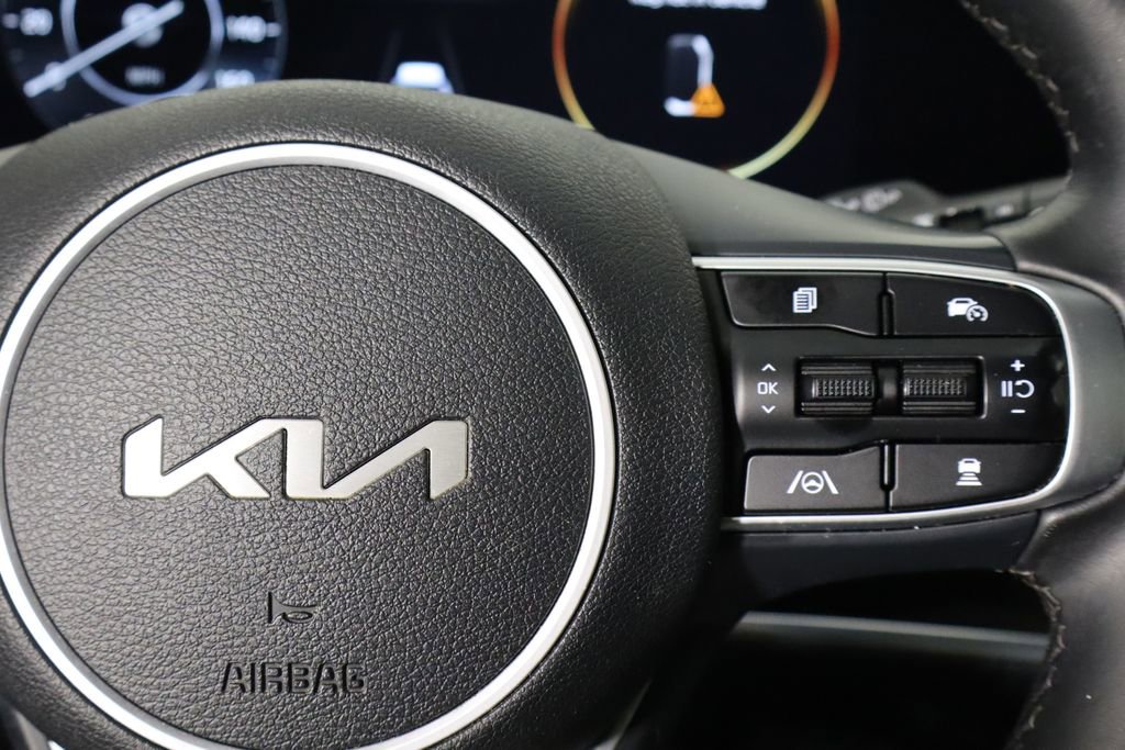 Used 2024 Kia Sportage SX image 35